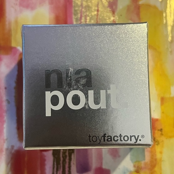 ToyFactory Niapout Serum Lip Mask - Picture 3 of 7